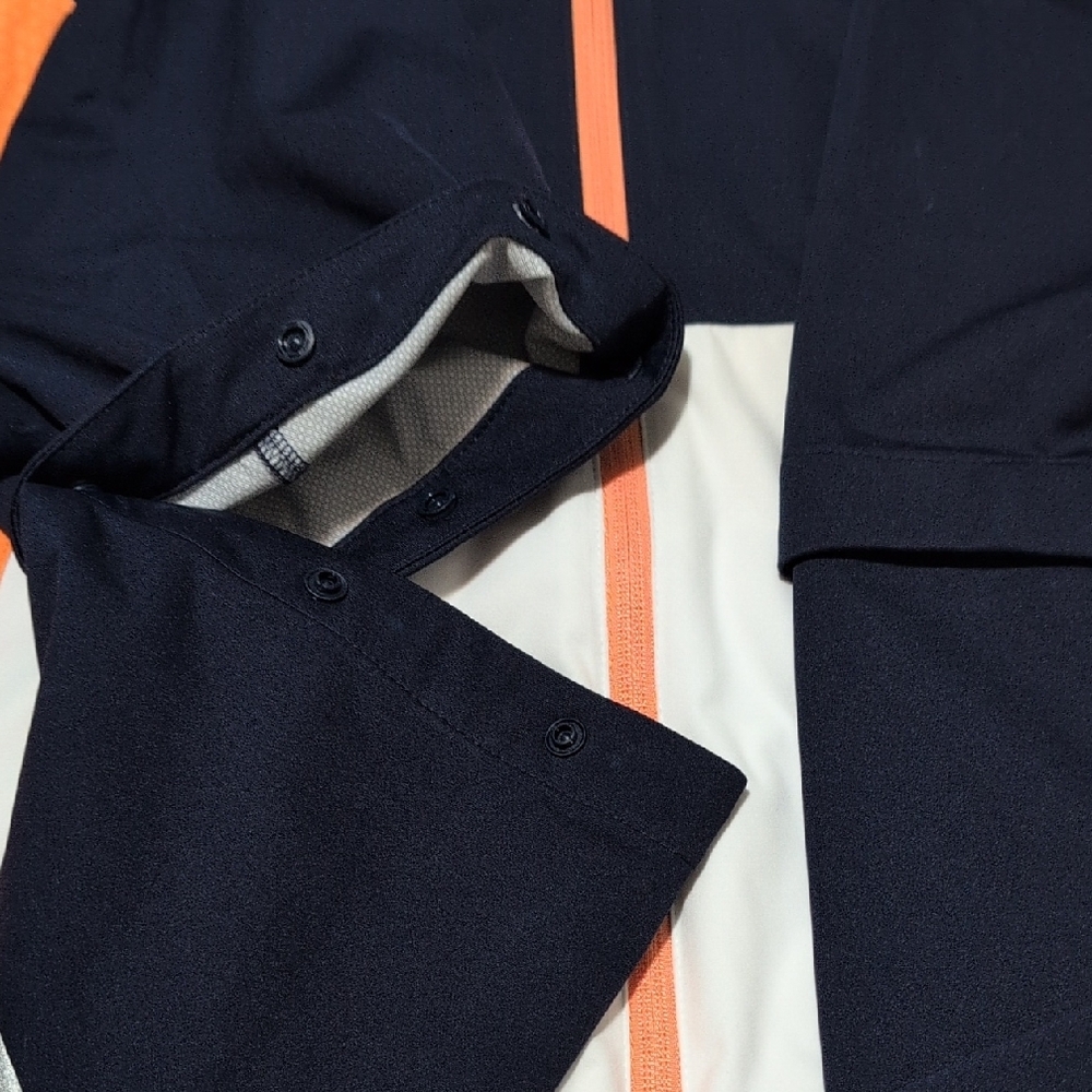 Navy and White Windbreaker with High Collar and Color-Blocked Design - Picture 13 of 16